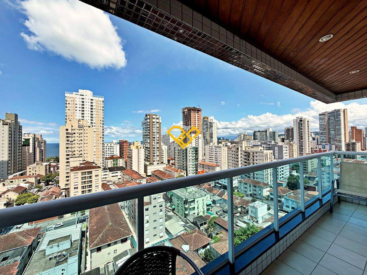 Apartamento à venda no Embaré: Varanda