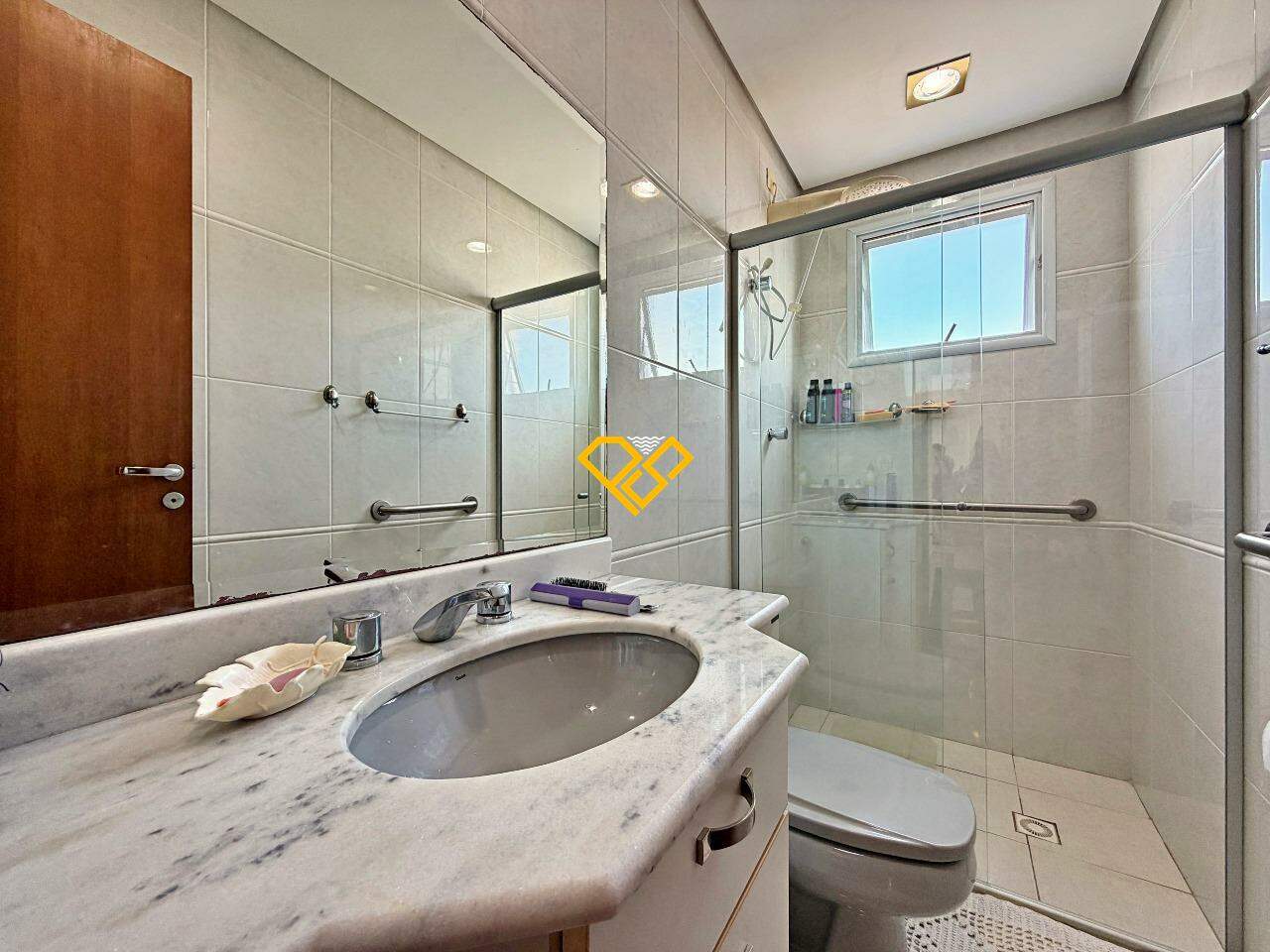 Apartamento à venda no Embaré: Wc social