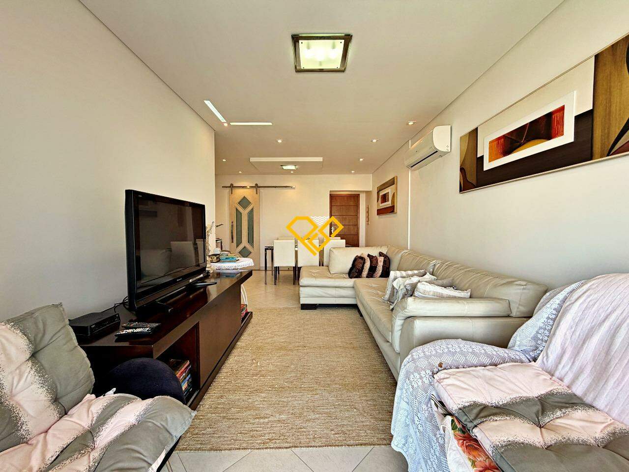 Apartamento à venda no Embaré: Sala