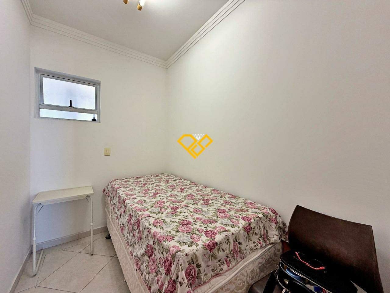 Apartamento à venda no Embaré: Escritório 
