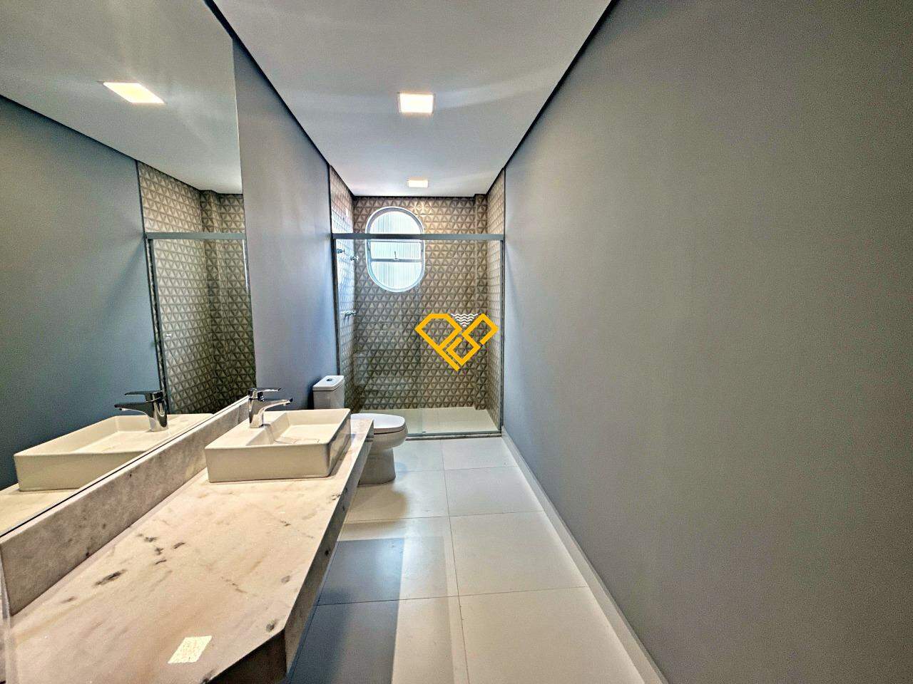 Cobertura à venda no Gonzaga: Wc suíte