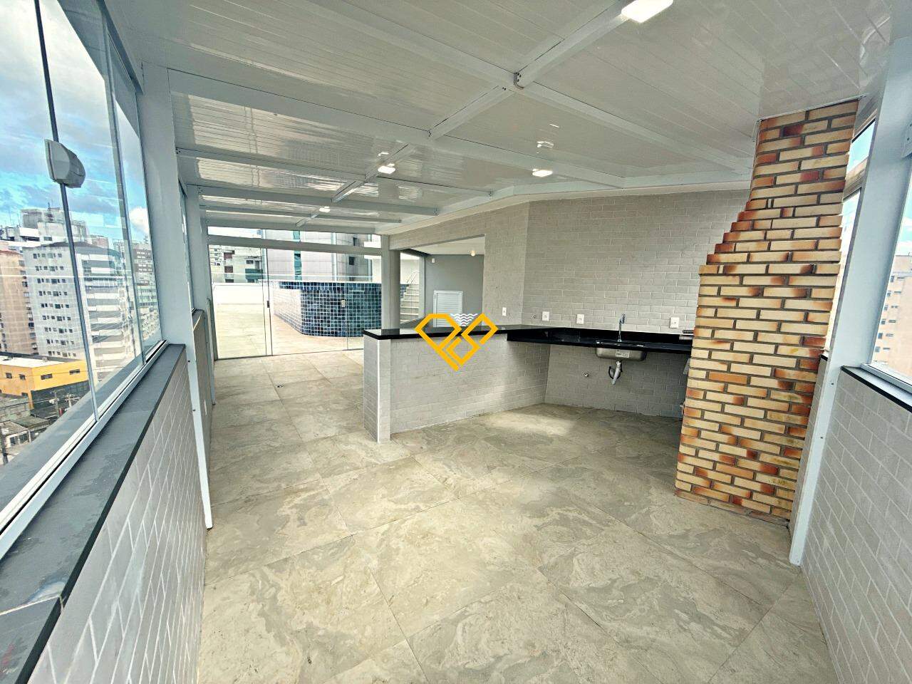 Cobertura à venda no Gonzaga: Área gourmet com churrasqueira