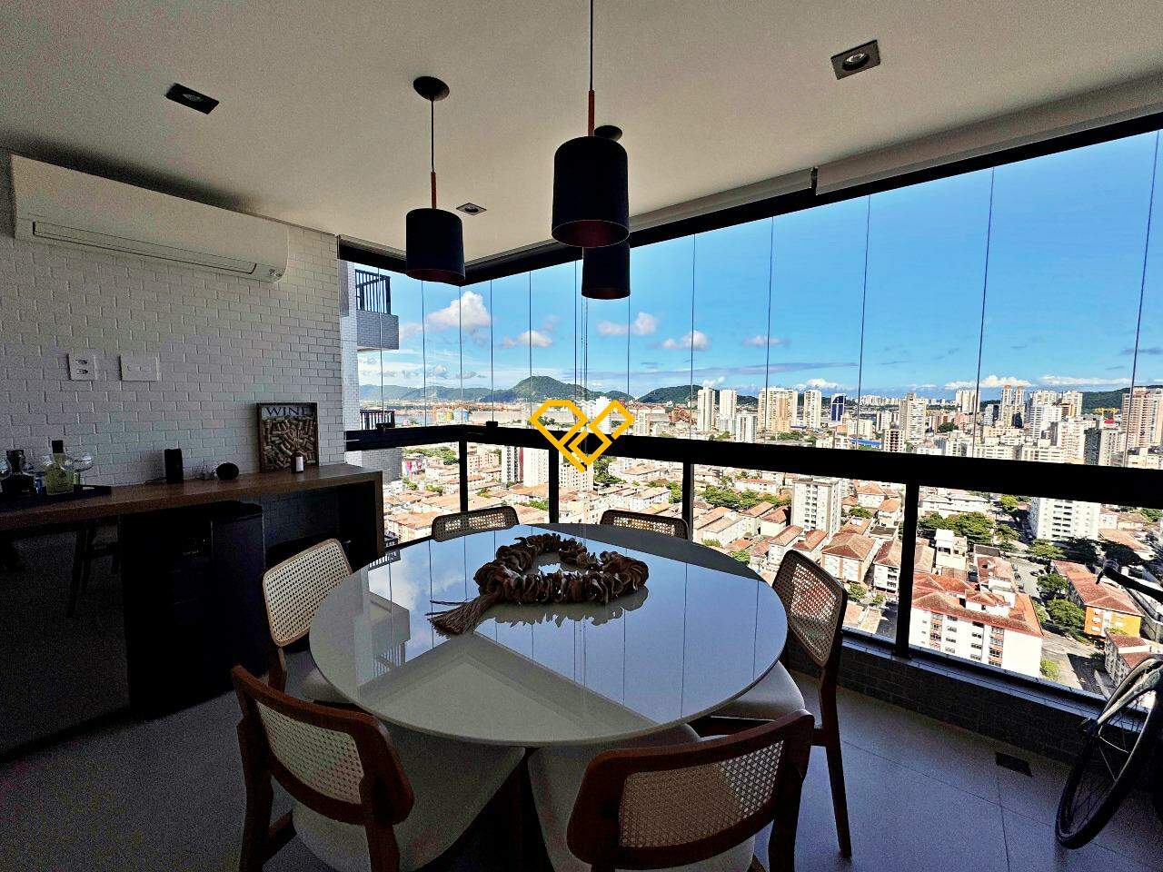 Apartamento à venda no Aparecida: Varanda