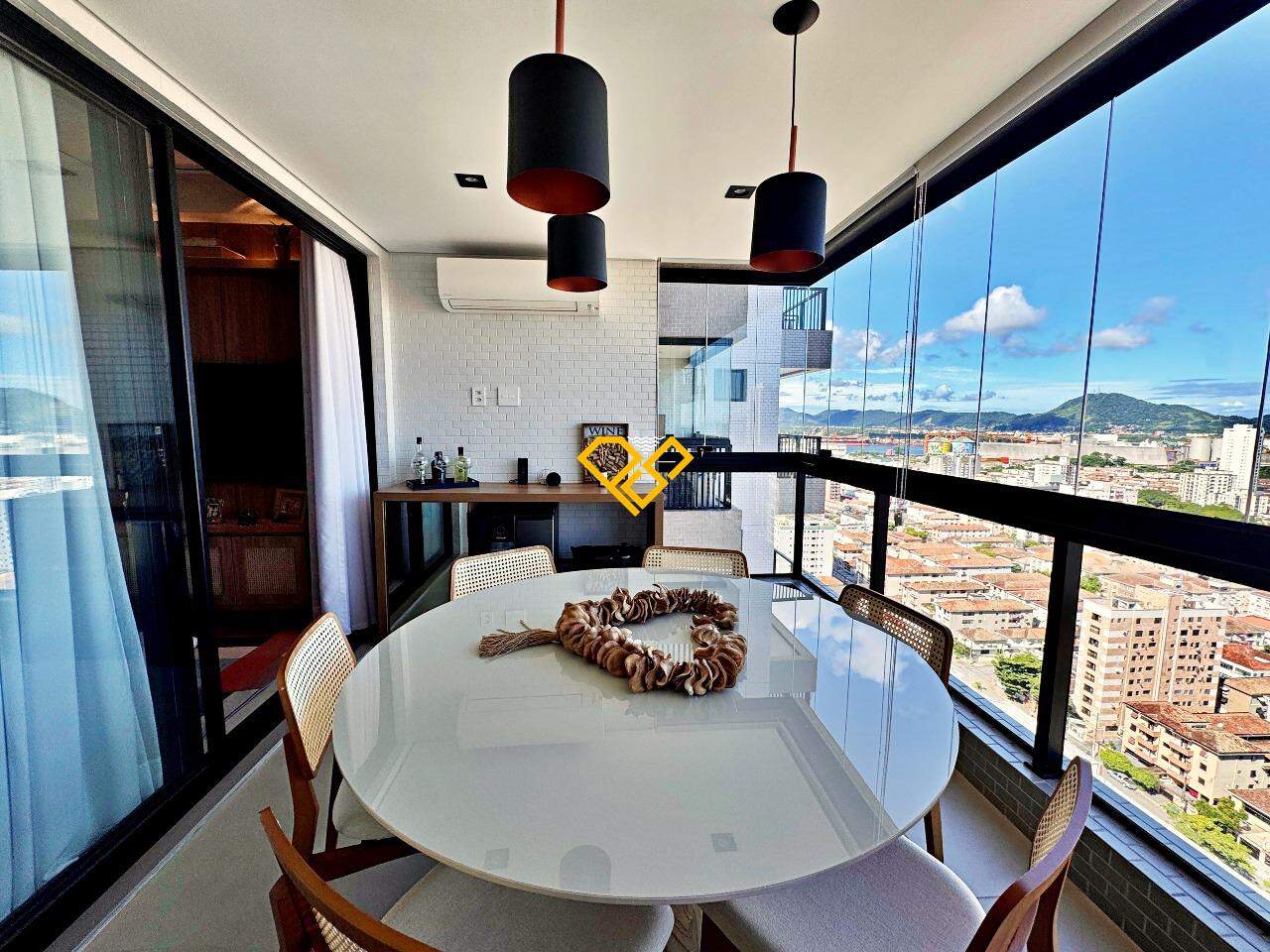 Apartamento à venda no Aparecida: Varanda