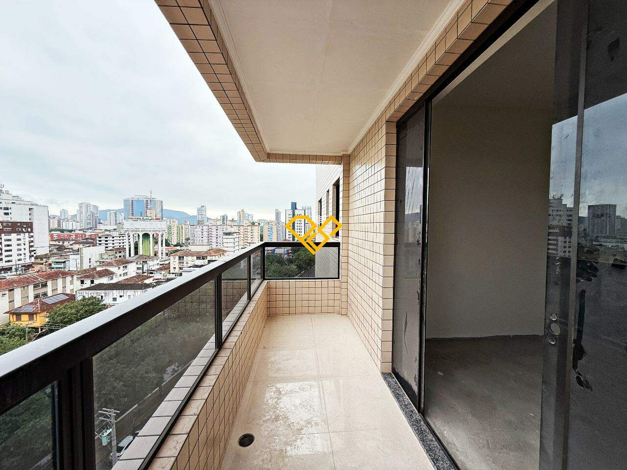 Apartamento à venda no Embaré: varanda