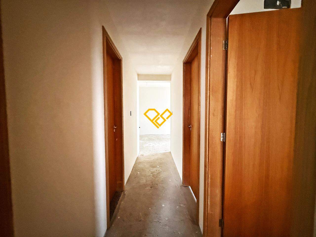 Apartamento à venda no Embaré: hall íntimo