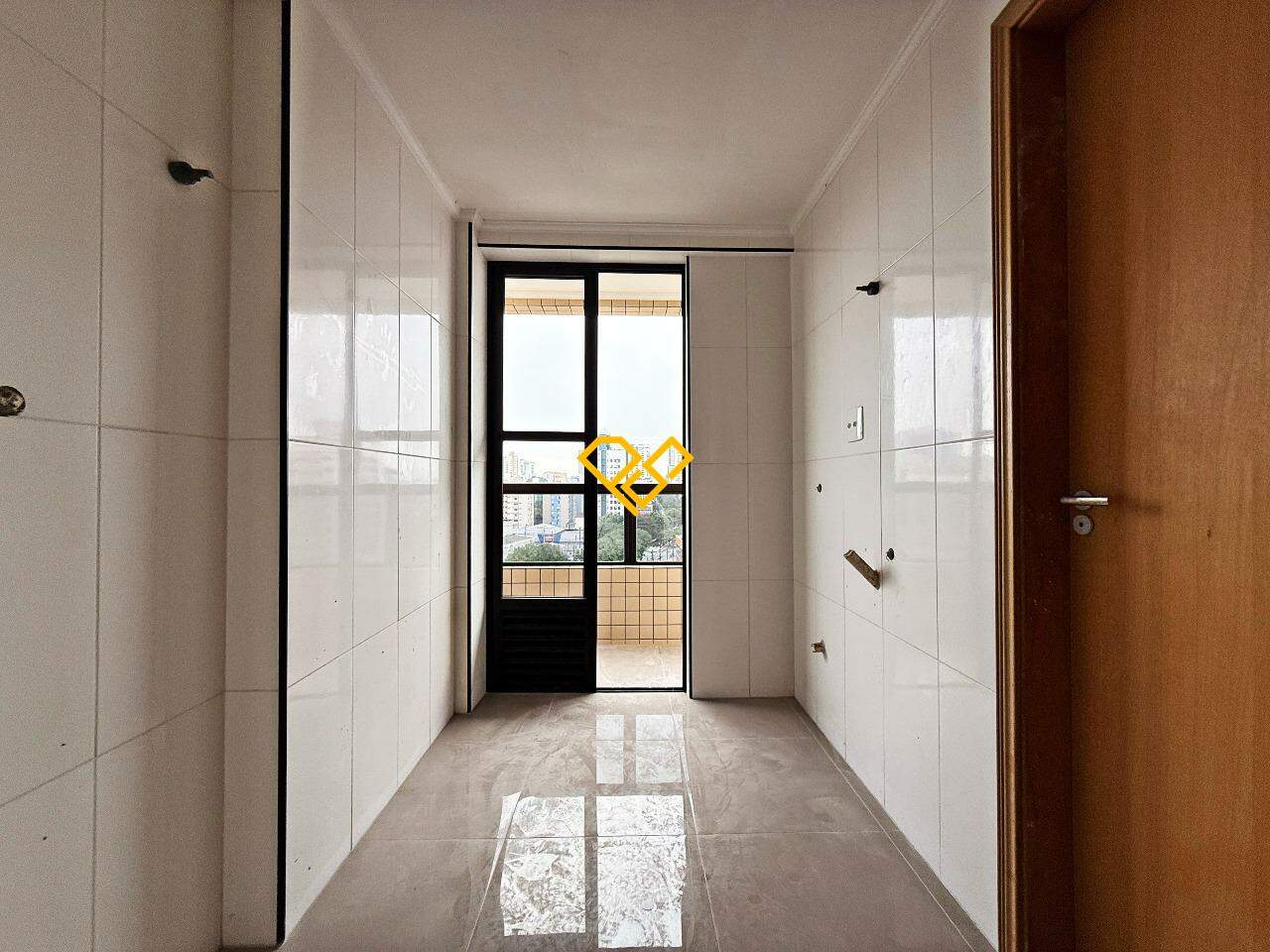 Apartamento à venda no Embaré: área de serviço