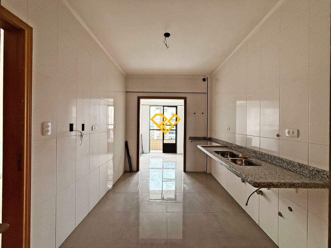 Apartamento à venda no Embaré: cozinha