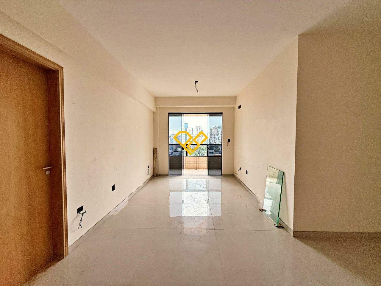 Apartamento à venda no Embaré: Sala
