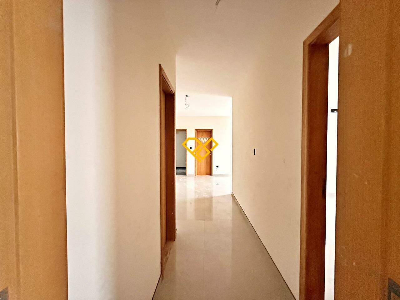 Apartamento à venda no Embaré: Hall íntimo