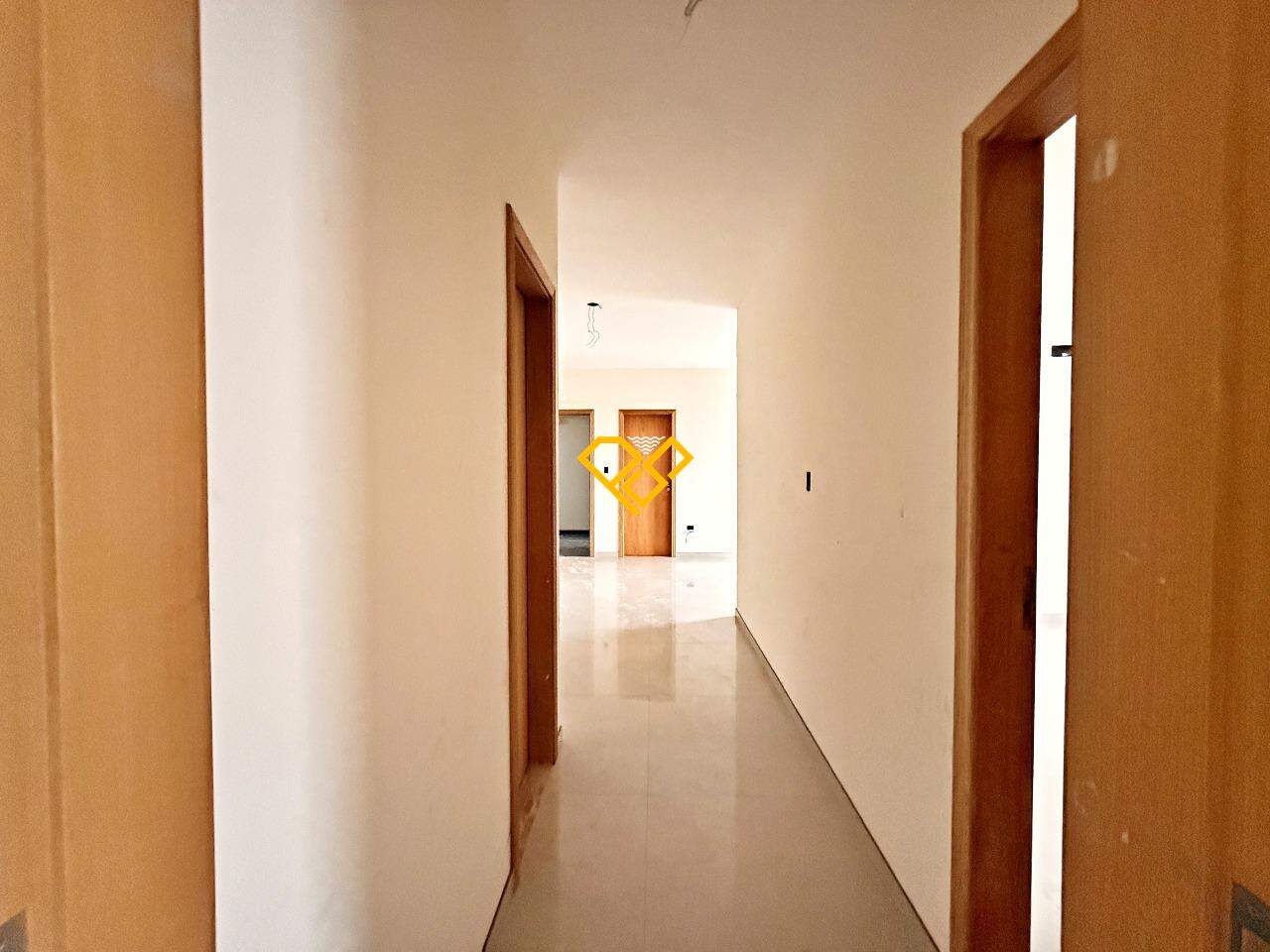 Apartamento à venda no Embaré: Hall íntimo