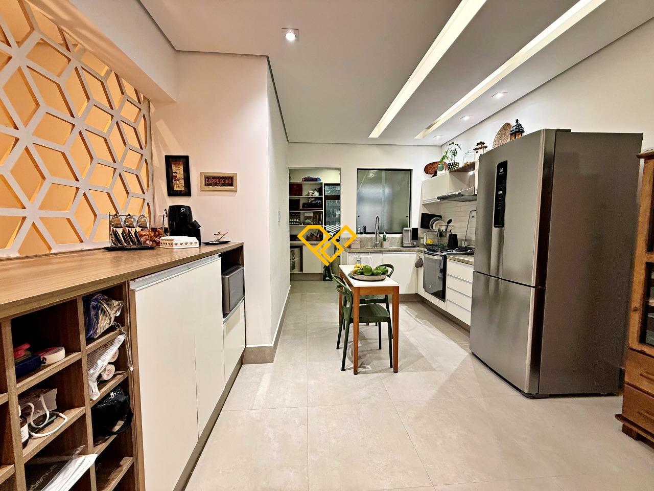 Apartamento à venda no Embaré: Cozinha