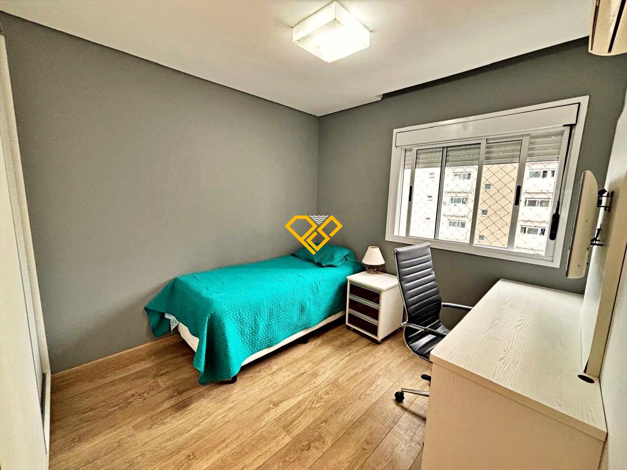 Apartamento à venda no Embaré: Suíte 1