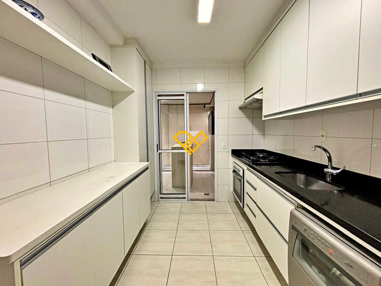 Apartamento à venda no Embaré: Cozinha