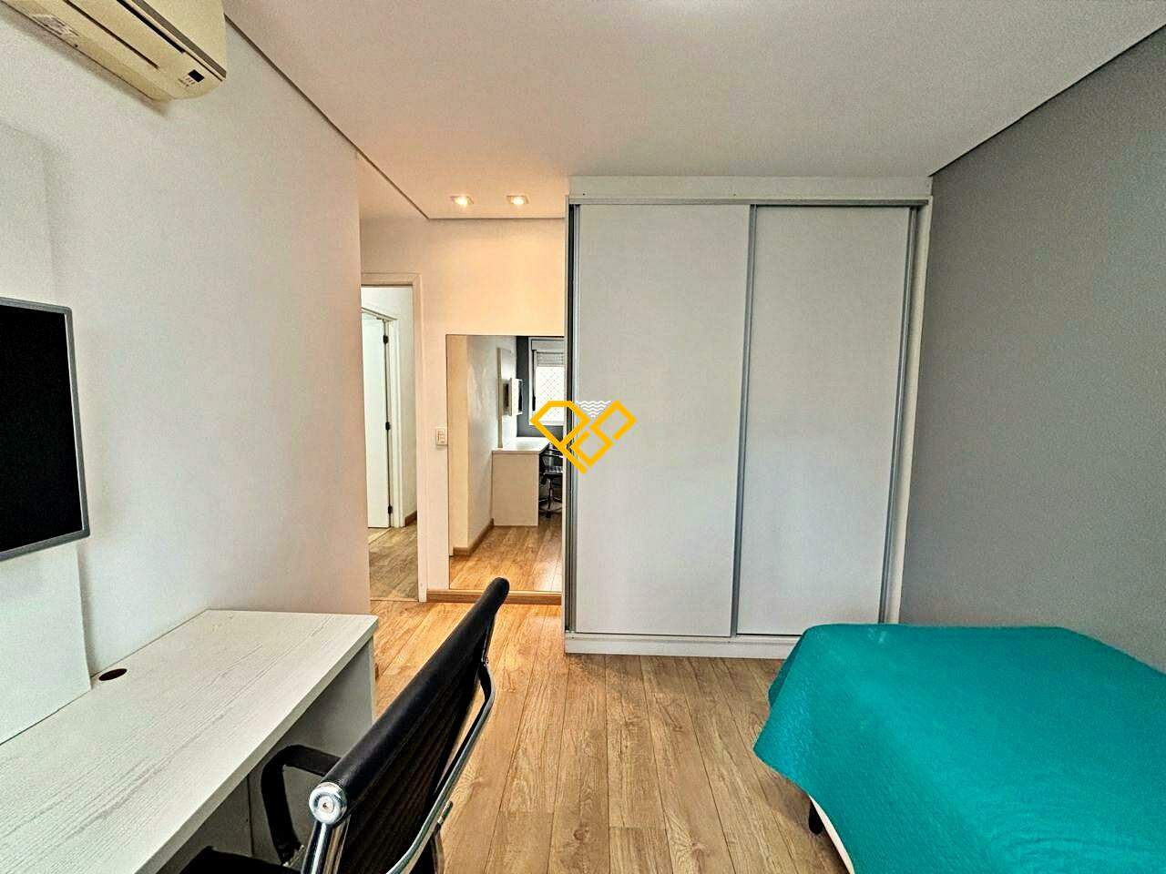 Apartamento à venda no Embaré: Suíte 1