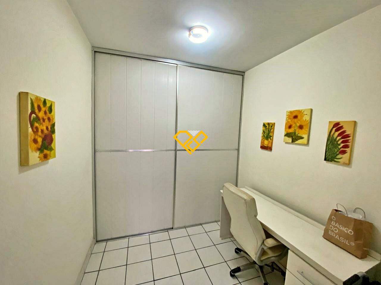 Apartamento à venda no Gonzaga: Dependência