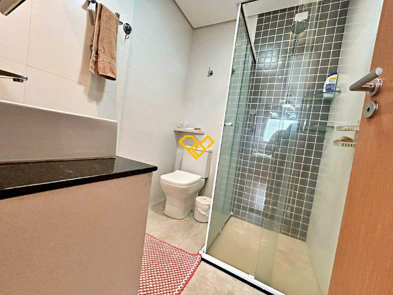 Apartamento para aluguel no Embaré: Wc suíte 1