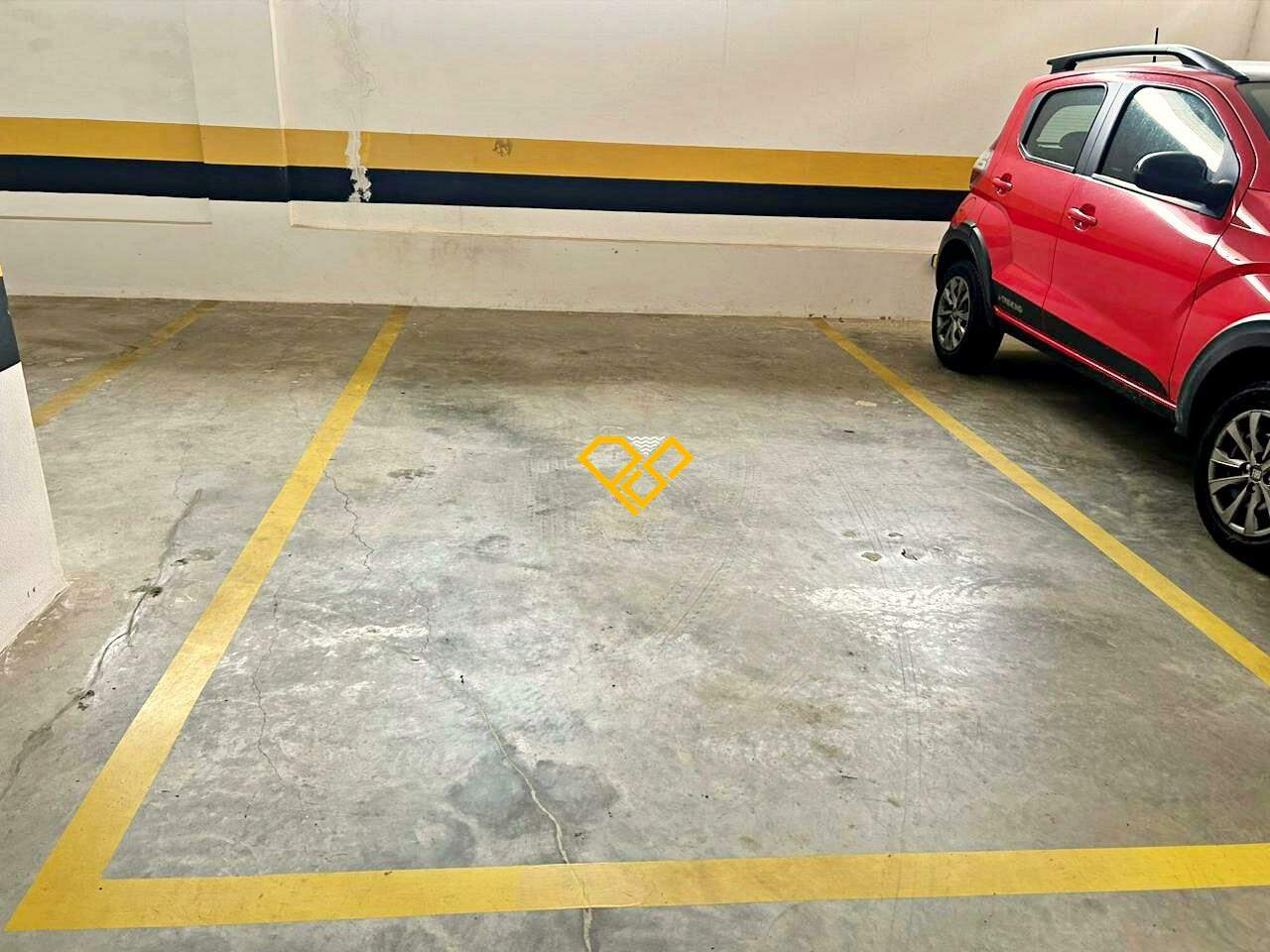 Apartamento para aluguel no Embaré: Garagem