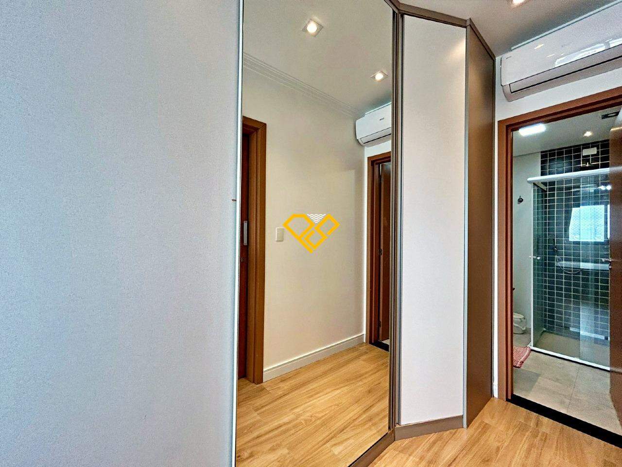 Apartamento para aluguel no Embaré: Suíte 1