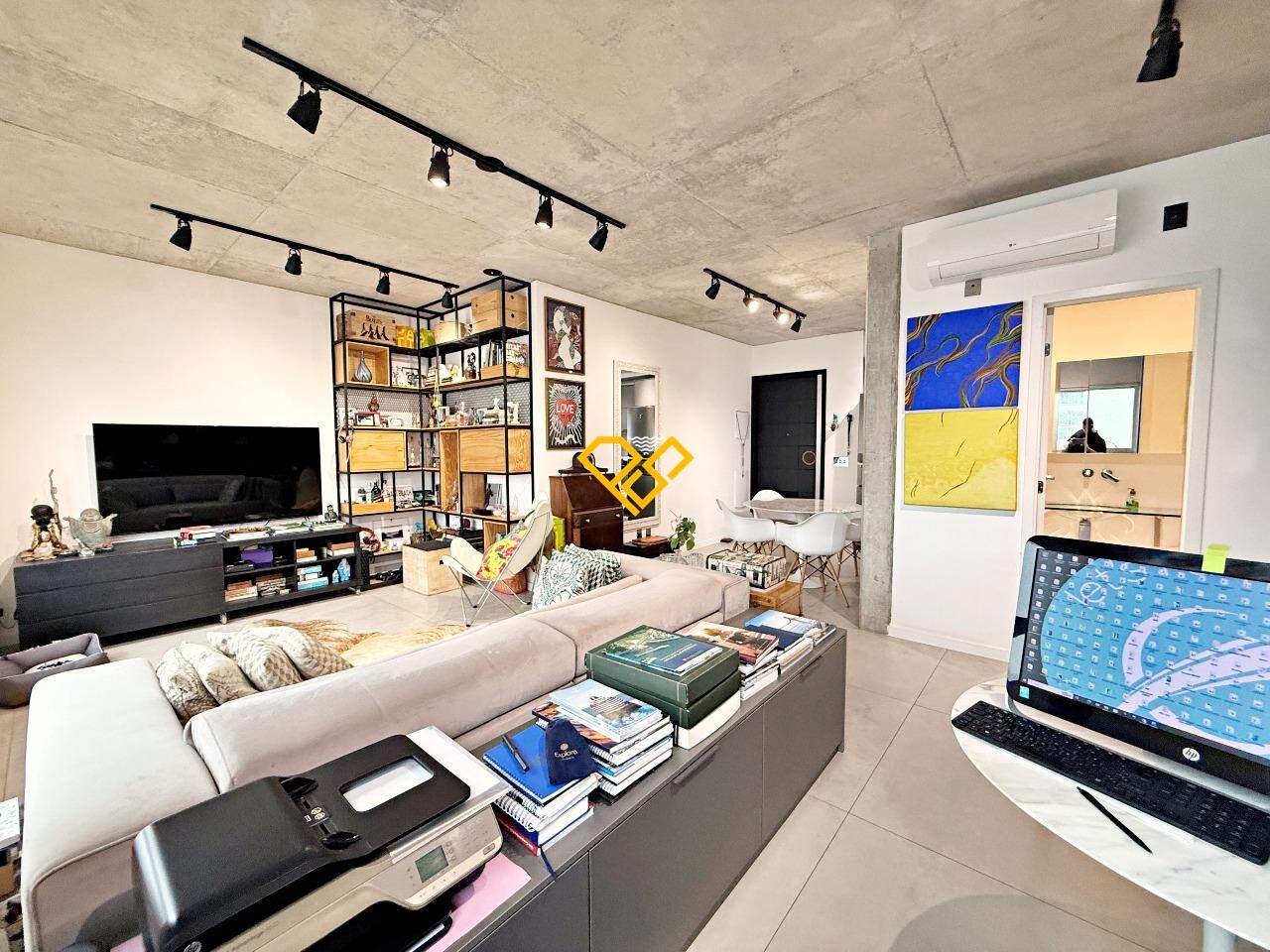 Apartamento à venda no Embaré: Sala
