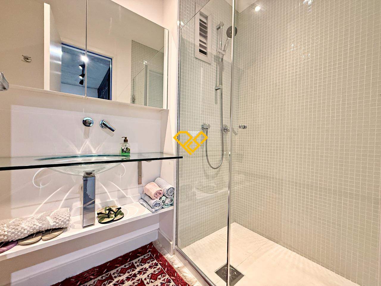 Apartamento à venda no Embaré: Wc social