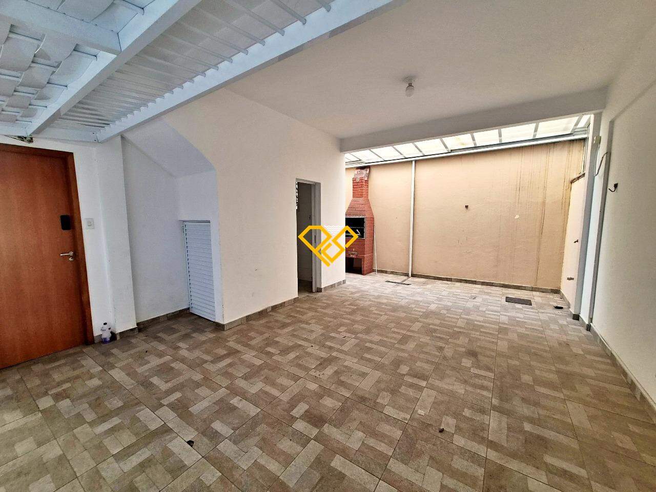 Casa à venda no Macuco: Garagem