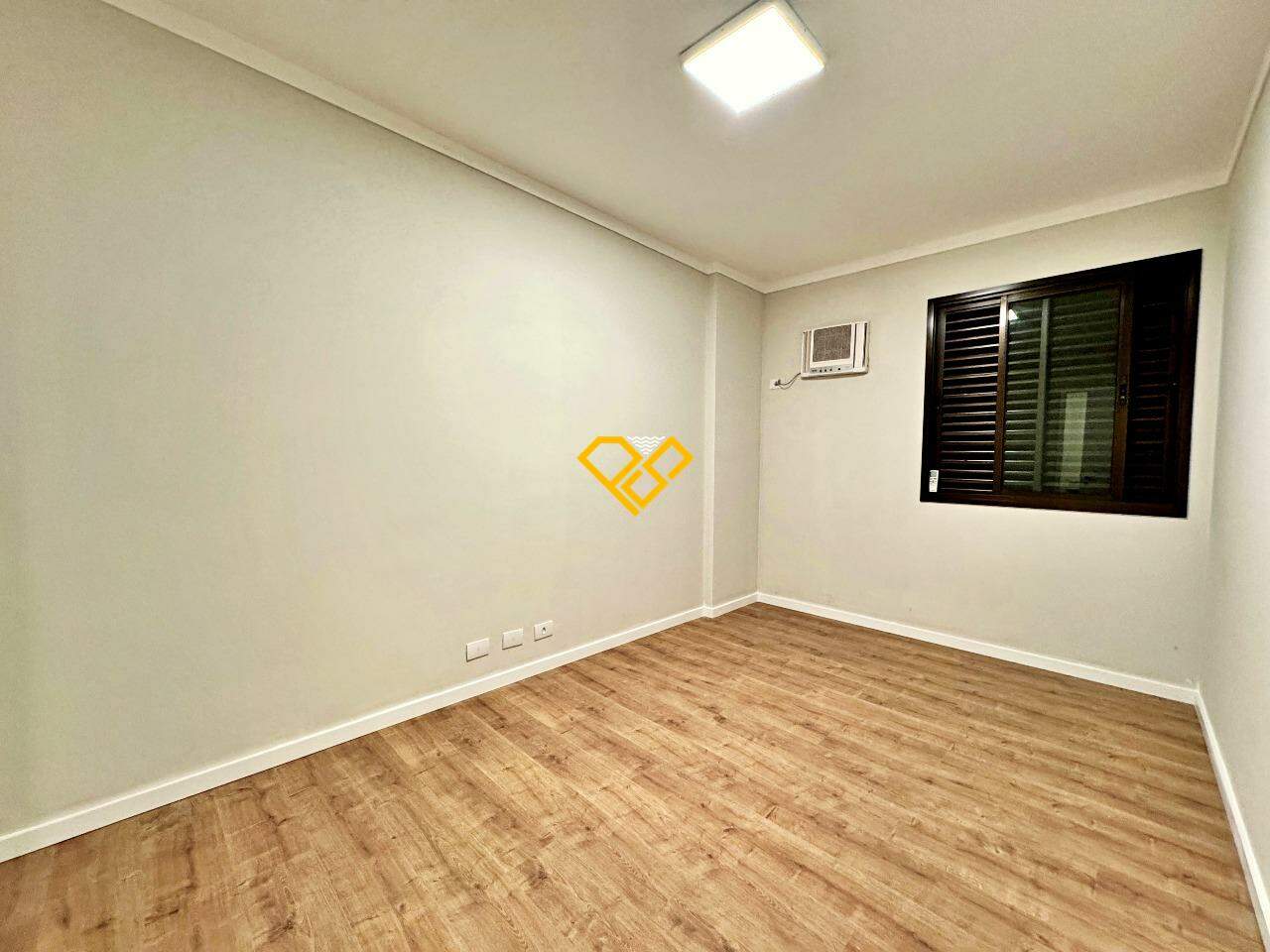 Apartamento à venda no Pompéia: Dormitório 1 - suíte