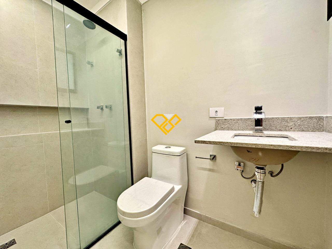 Apartamento à venda no Pompéia: Wc social