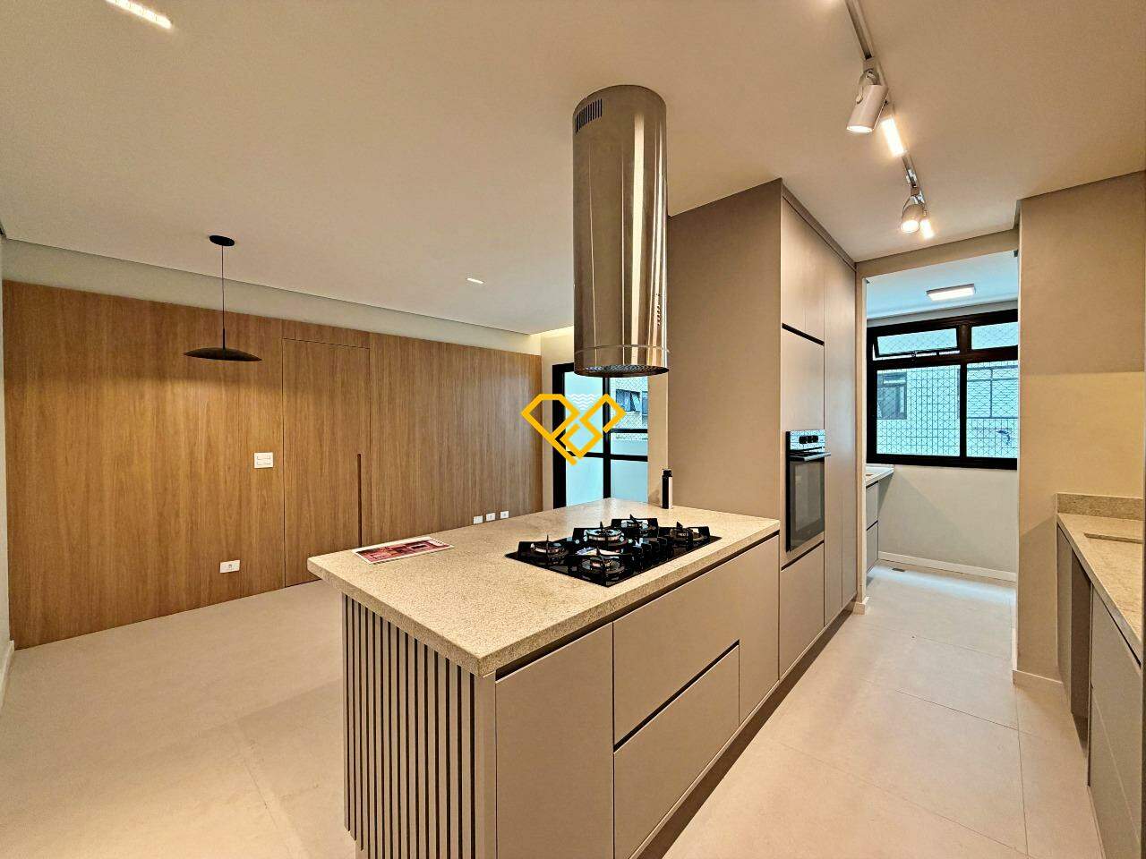 Apartamento à venda no Pompéia: Sala e cozinha