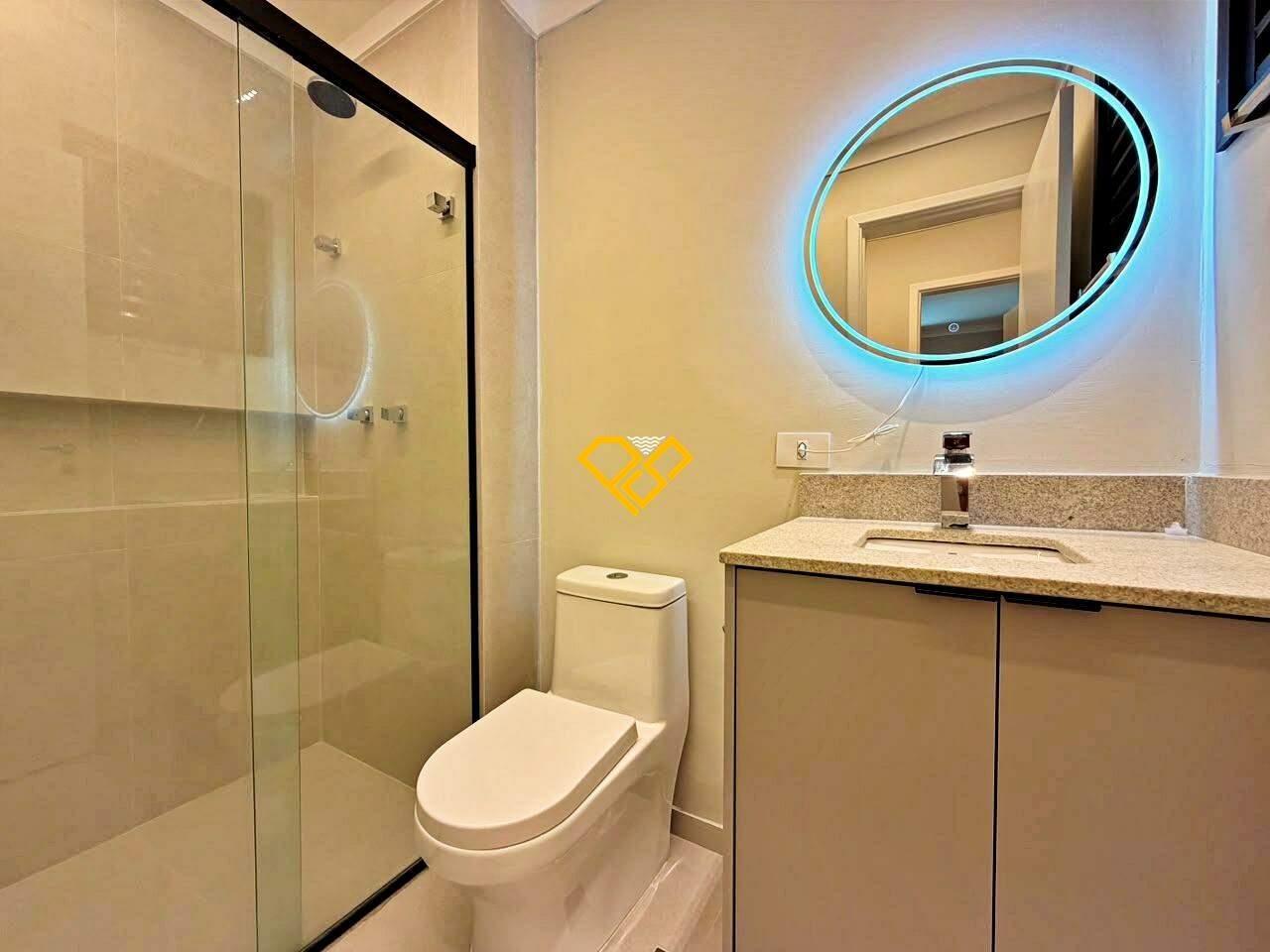 Apartamento à venda no Pompéia: Wc social