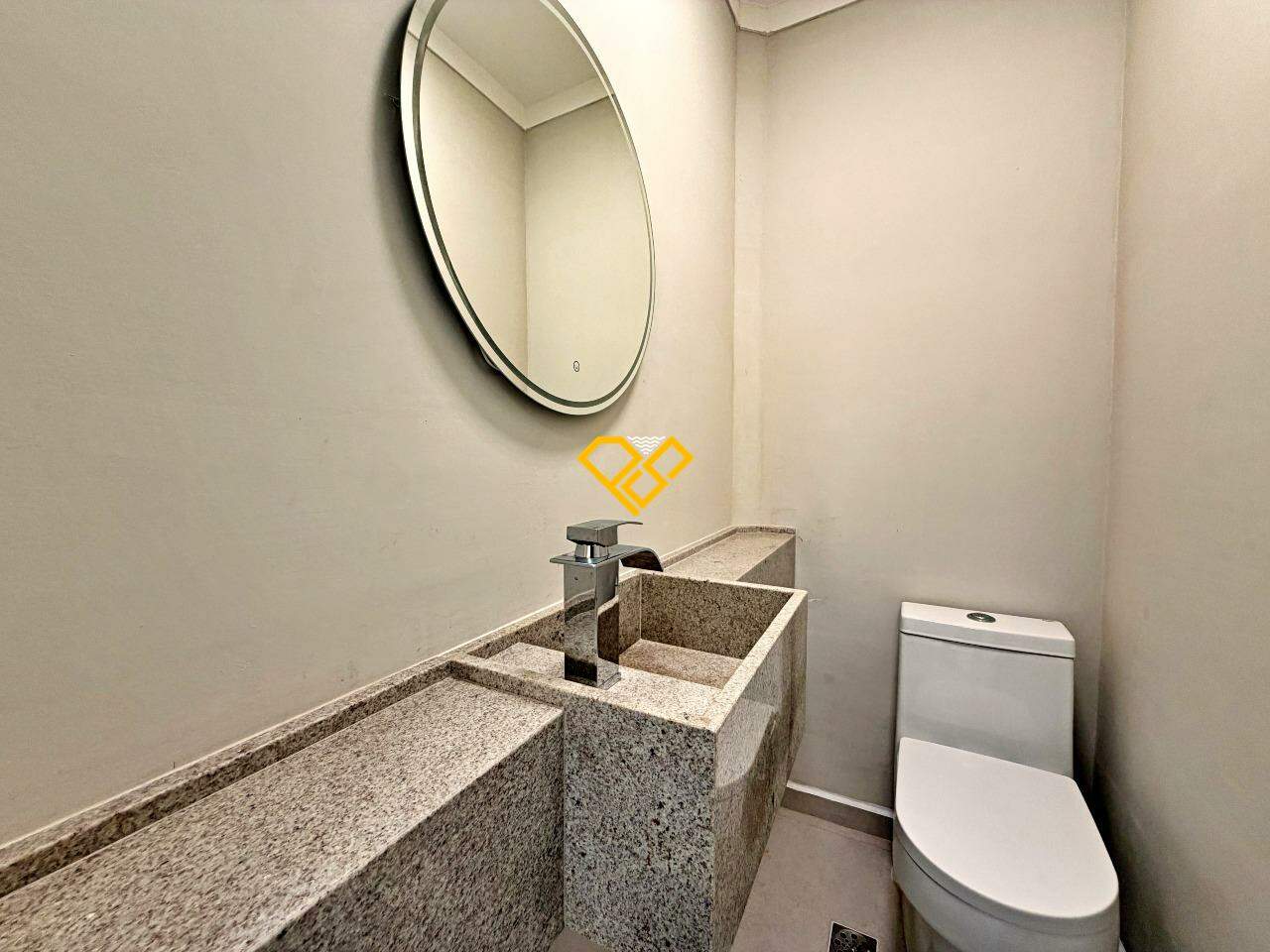 Apartamento à venda no Pompéia: Lavabo