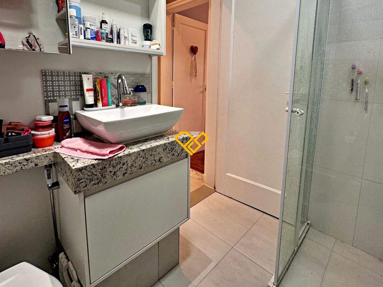Apartamento à venda no Boqueirão: Wc social