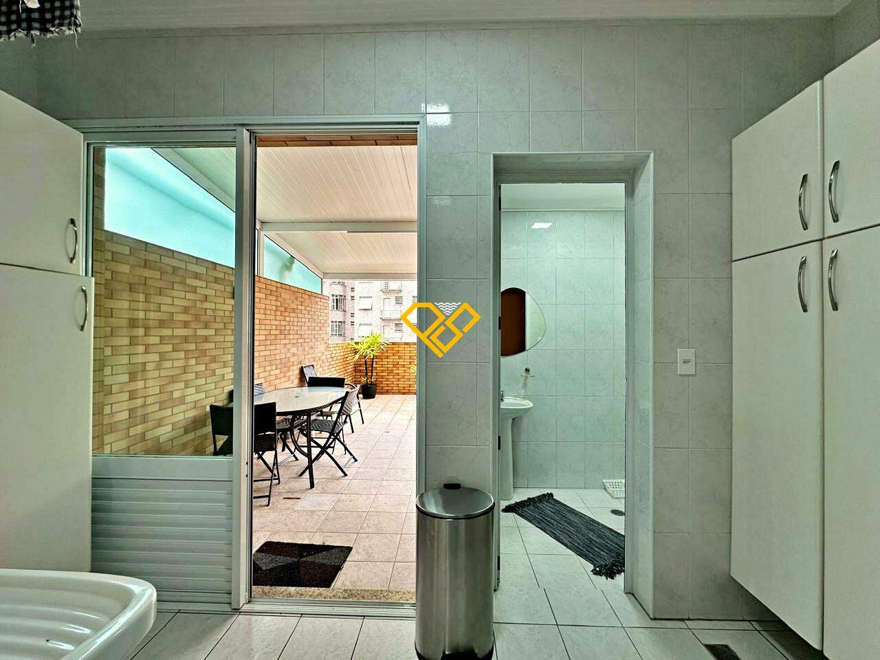 Garden à venda no Gonzaga: Área de serviço