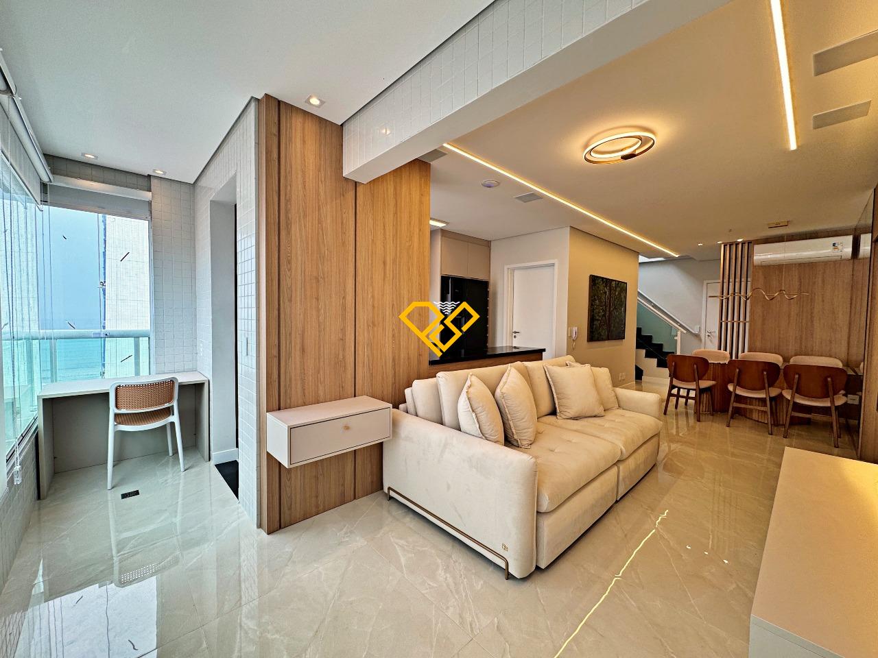 Cobertura para aluguel no Embaré: Sala - 1° piso