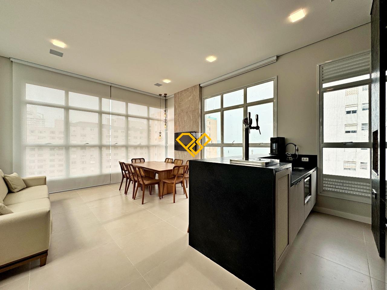 Cobertura para aluguel no Embaré: Sala  - 2° piso