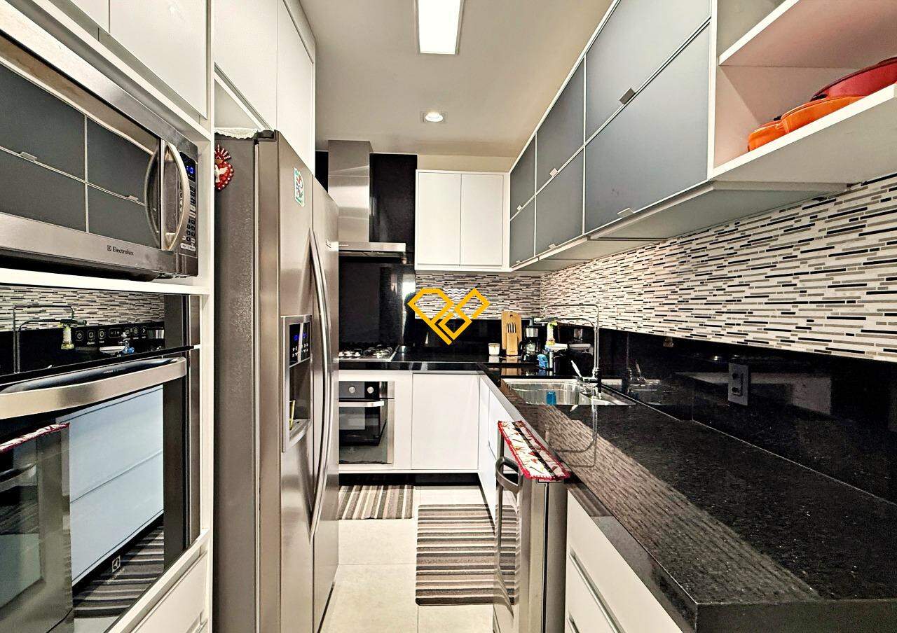 Apartamento para aluguel no José Menino: Cozinha