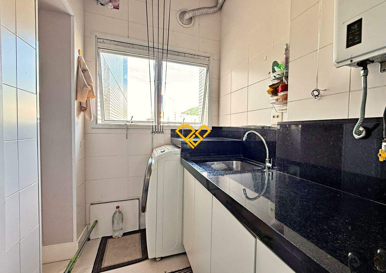 Apartamento para aluguel no José Menino: Área de serviço