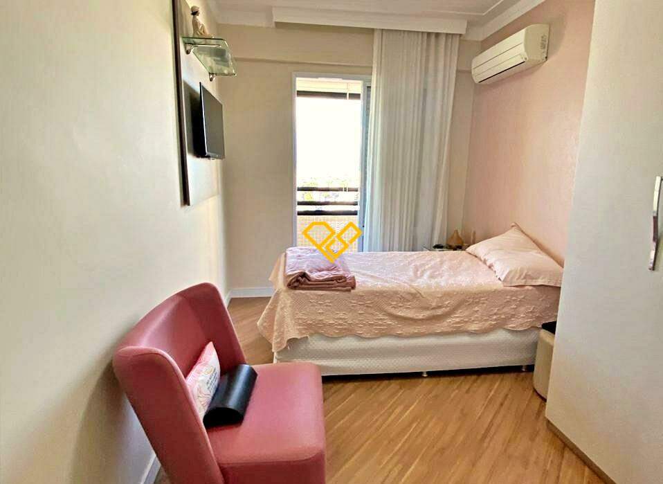 Apartamento à venda no Embaré: Dormitório 2
