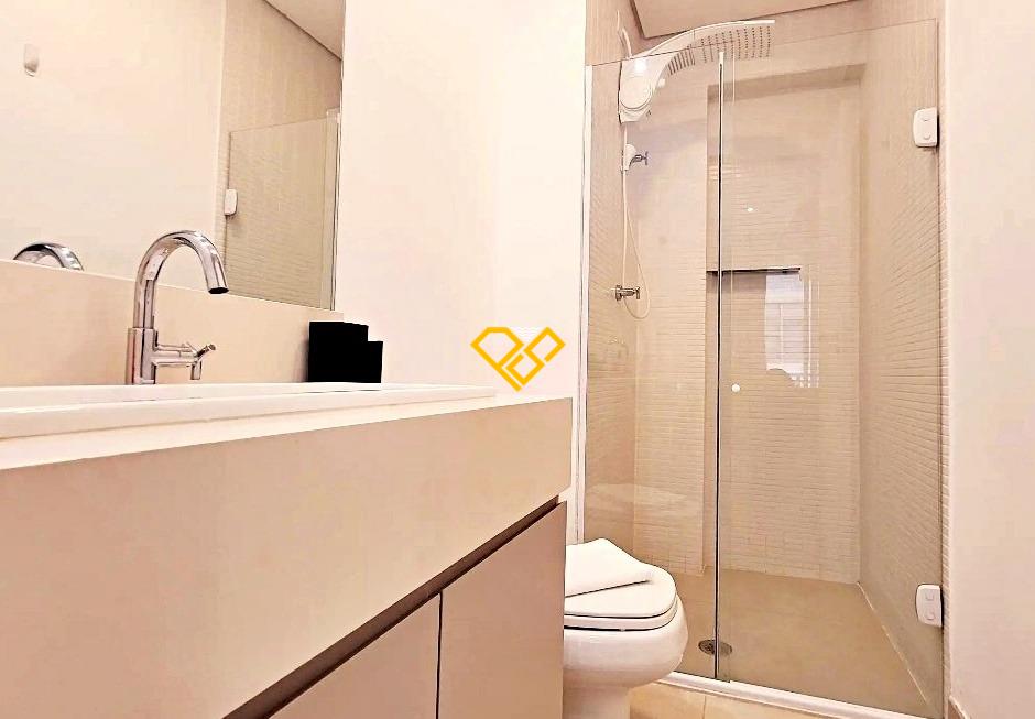 Apartamento à venda no Pompéia: Wc social