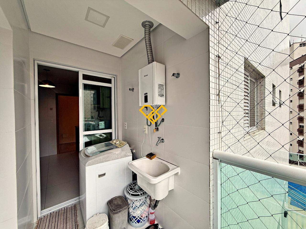 Apartamento à venda no Gonzaga: Área de serviço