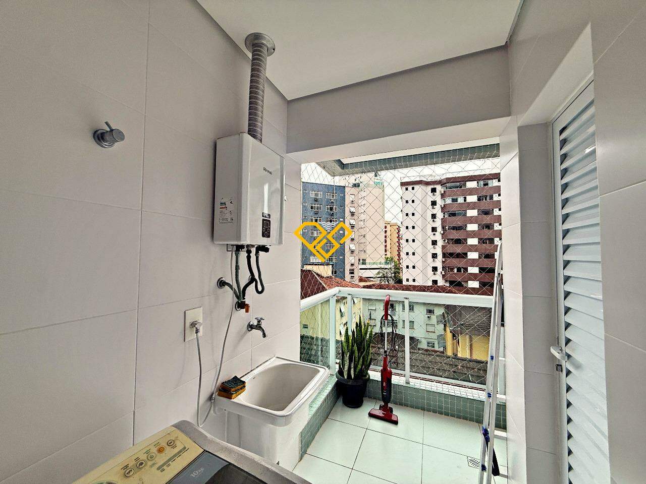 Apartamento à venda no Gonzaga: Área de serviço