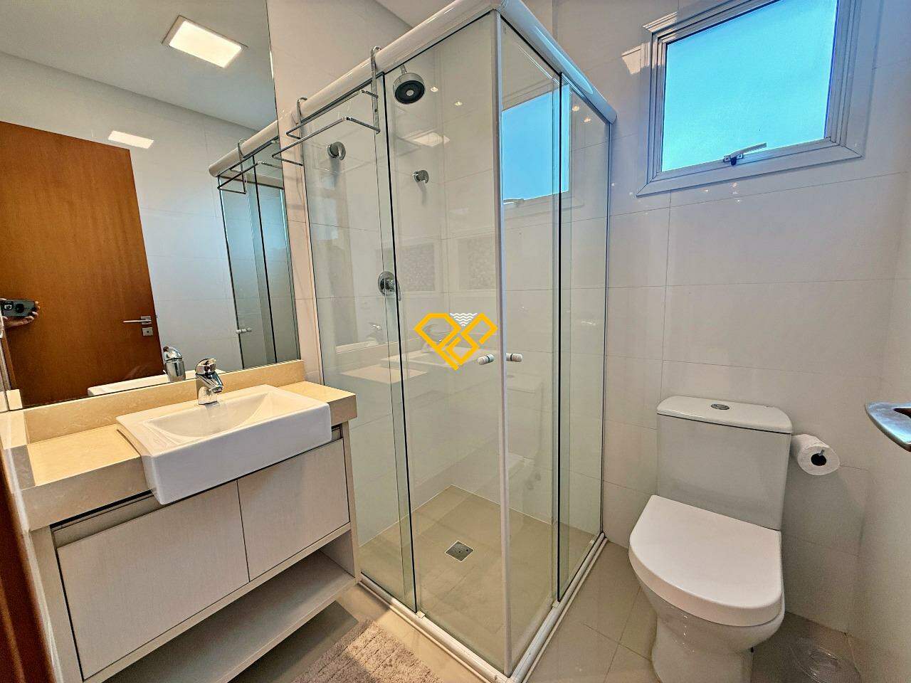 Apartamento à venda no Gonzaga: Wc suíte 1 - master