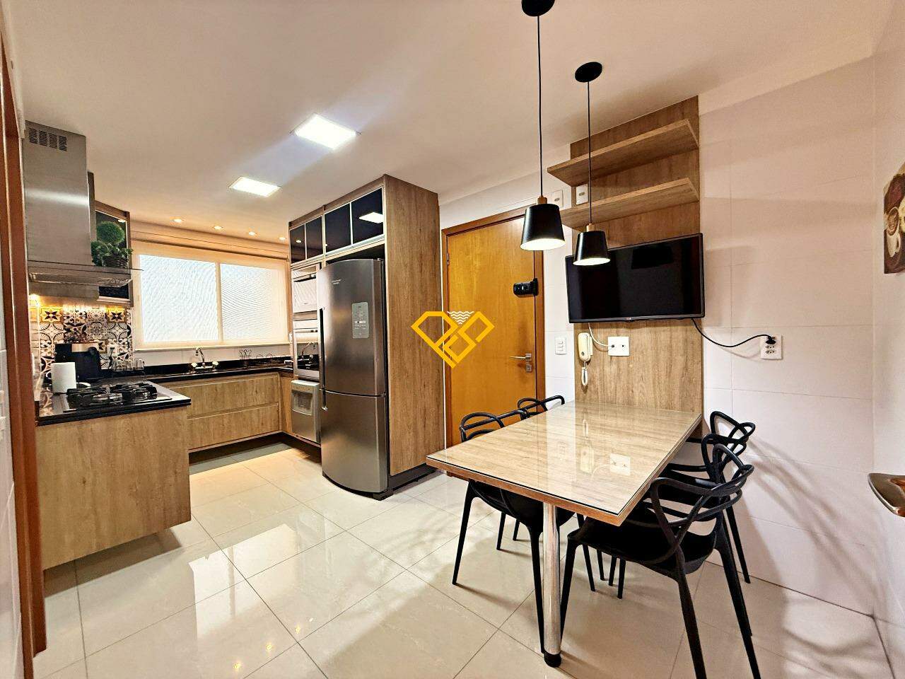 Apartamento à venda no Gonzaga: Cozinha