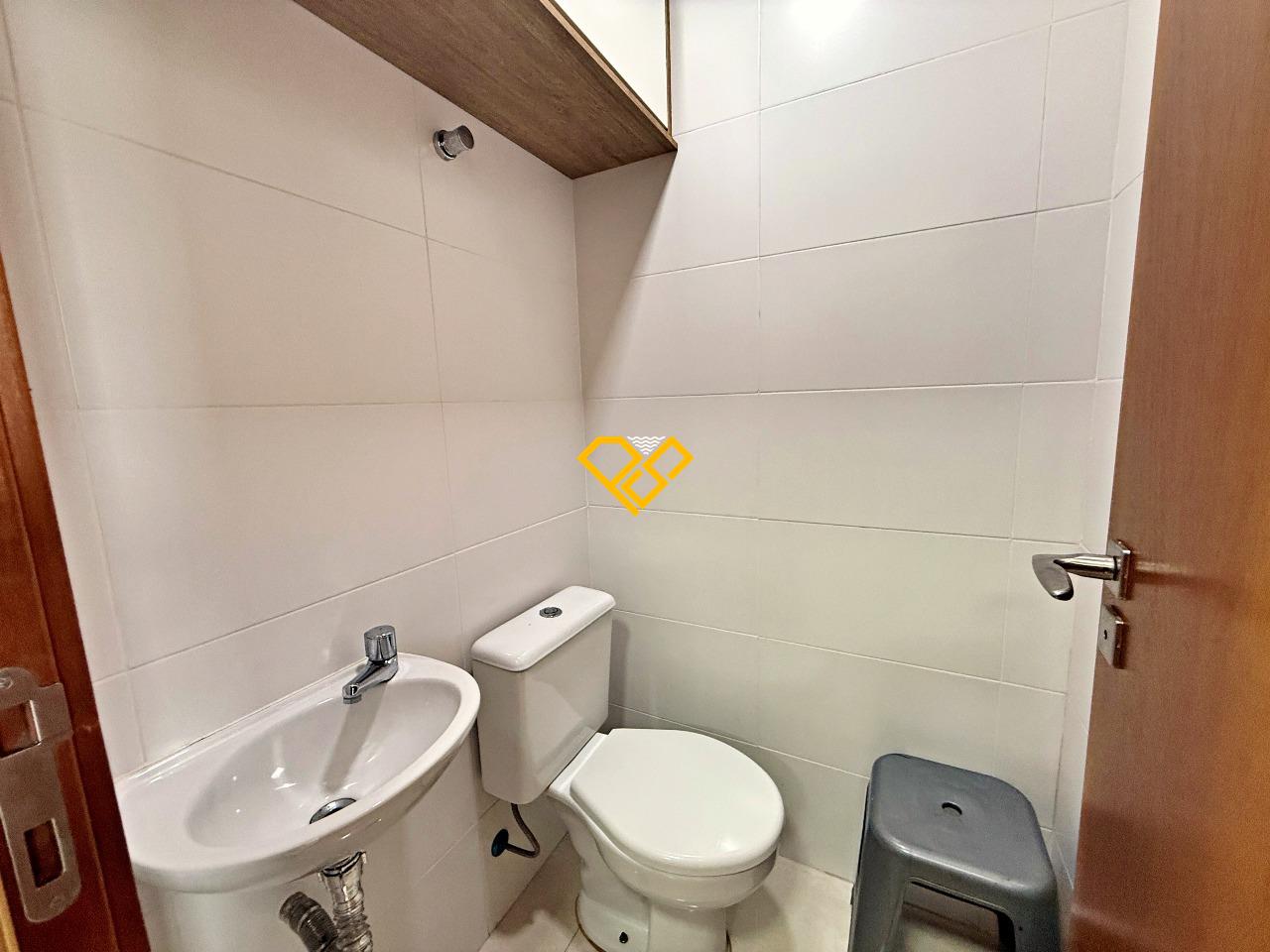 Apartamento à venda no Gonzaga: Wc de serviço