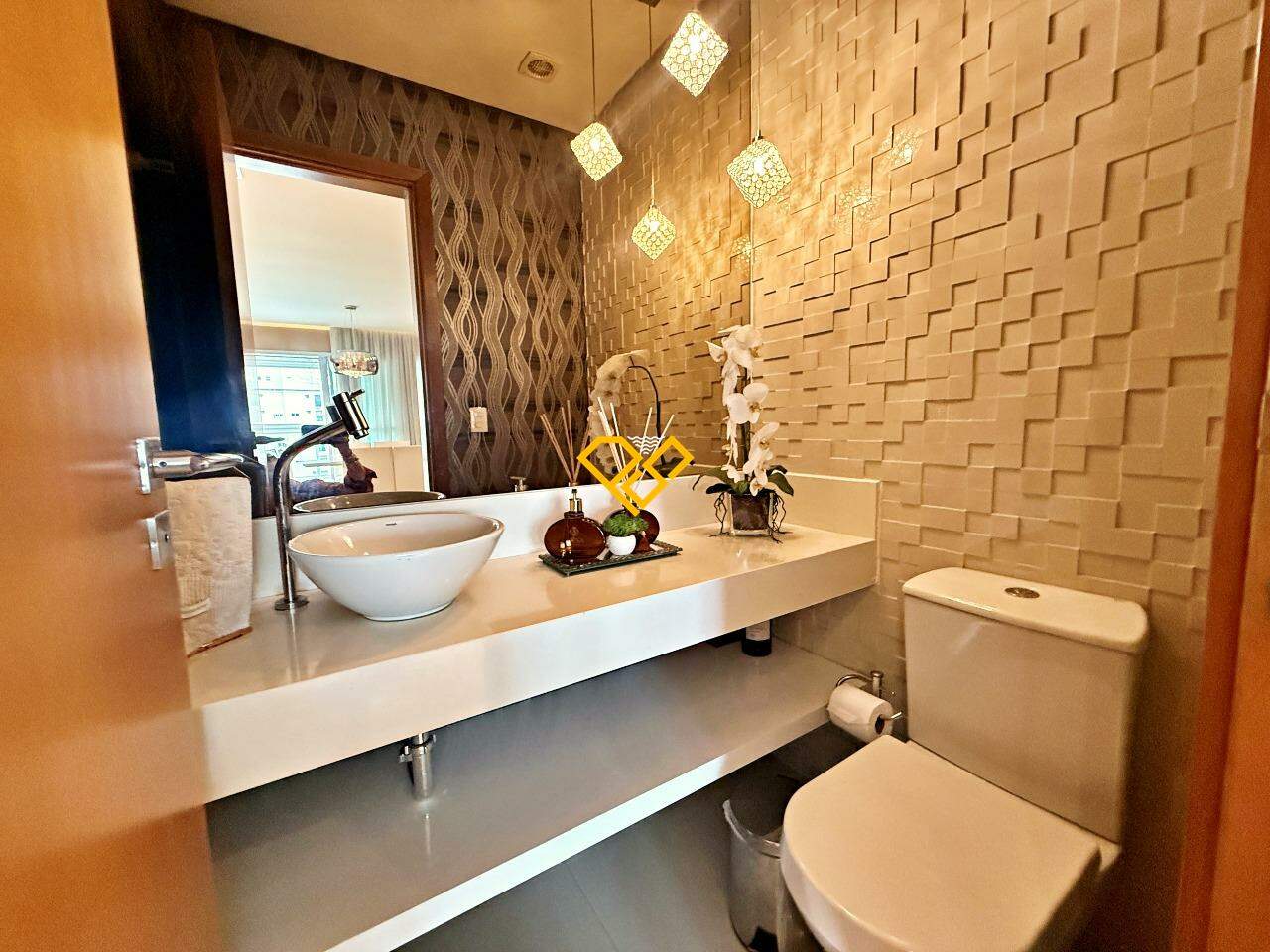 Apartamento à venda no Gonzaga: Lavabo