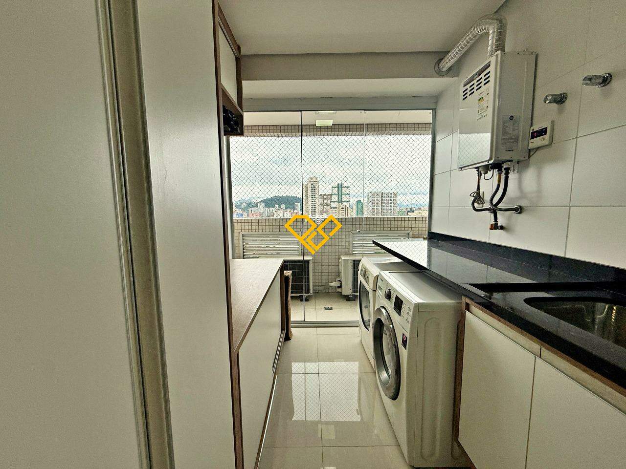 Apartamento à venda no Gonzaga: Área de serviço