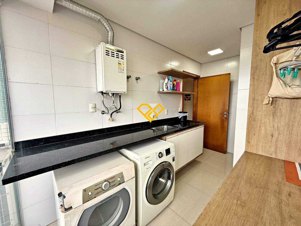 Apartamento à venda no Gonzaga: Área de serviço