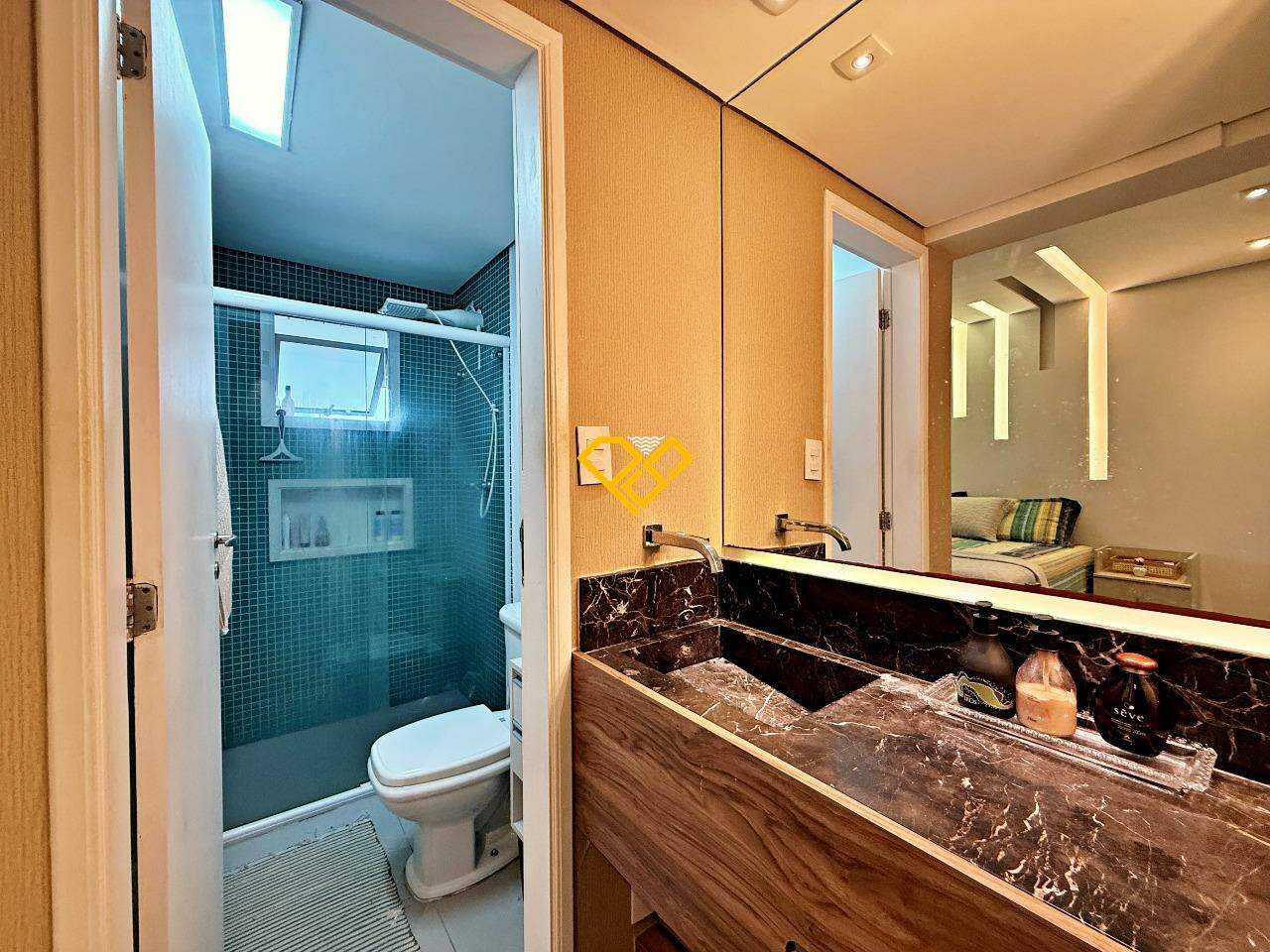 Apartamento à venda no Gonzaga: Wc suíte 1
