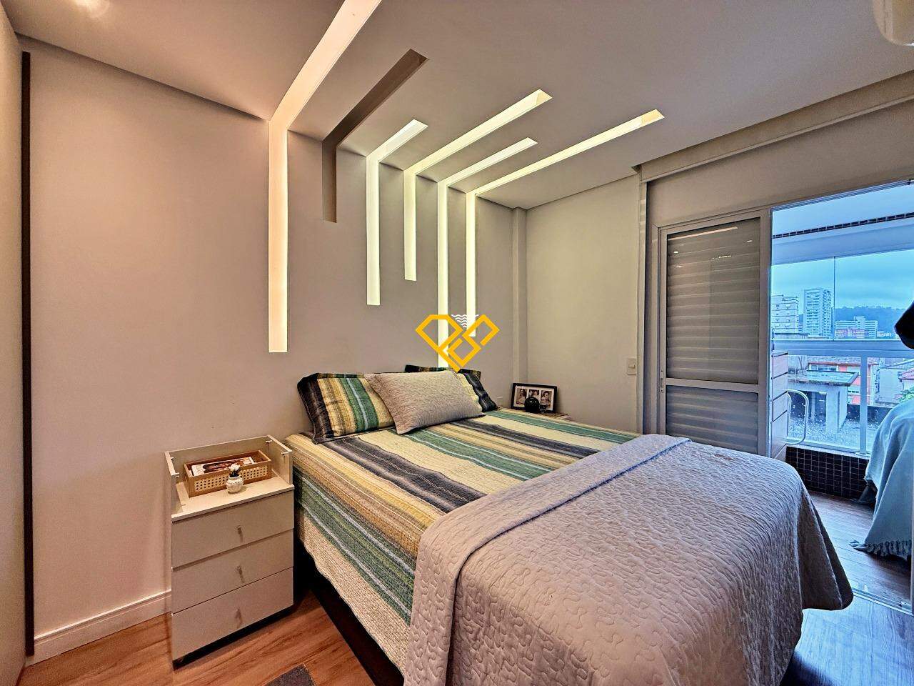 Apartamento à venda no Gonzaga: Suíte 1
