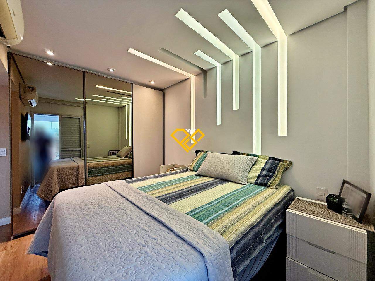 Apartamento à venda no Gonzaga: Suíte 1